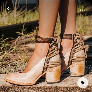 Freebird Raeanne BRAND NEW never worn size 6